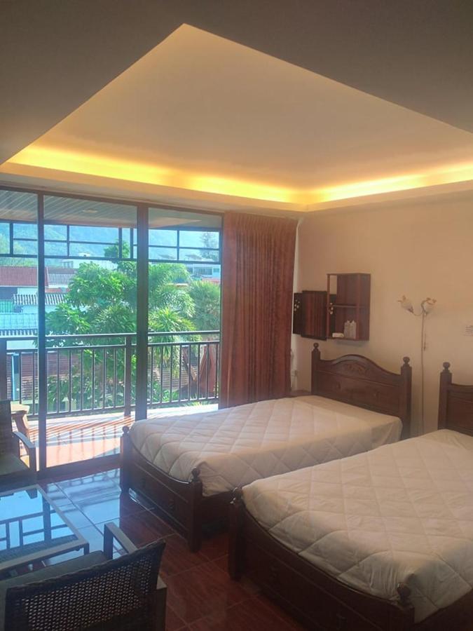 Kamala Bay Inn ภายนอก รูปภาพ